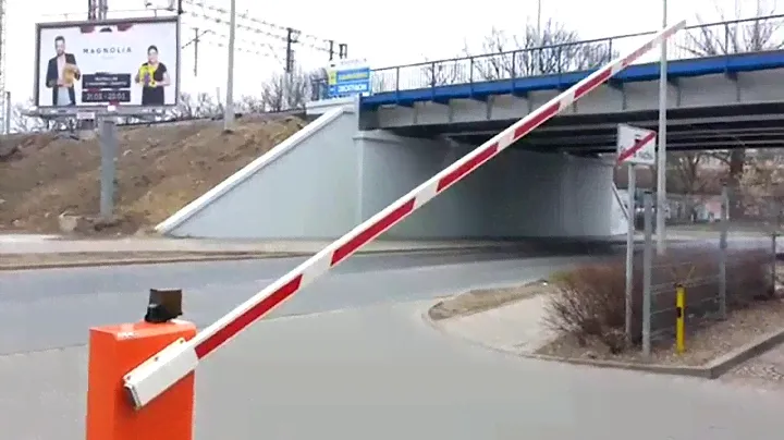 Комплект 640 гидравлического шлагбаума для проезда до 7 метров